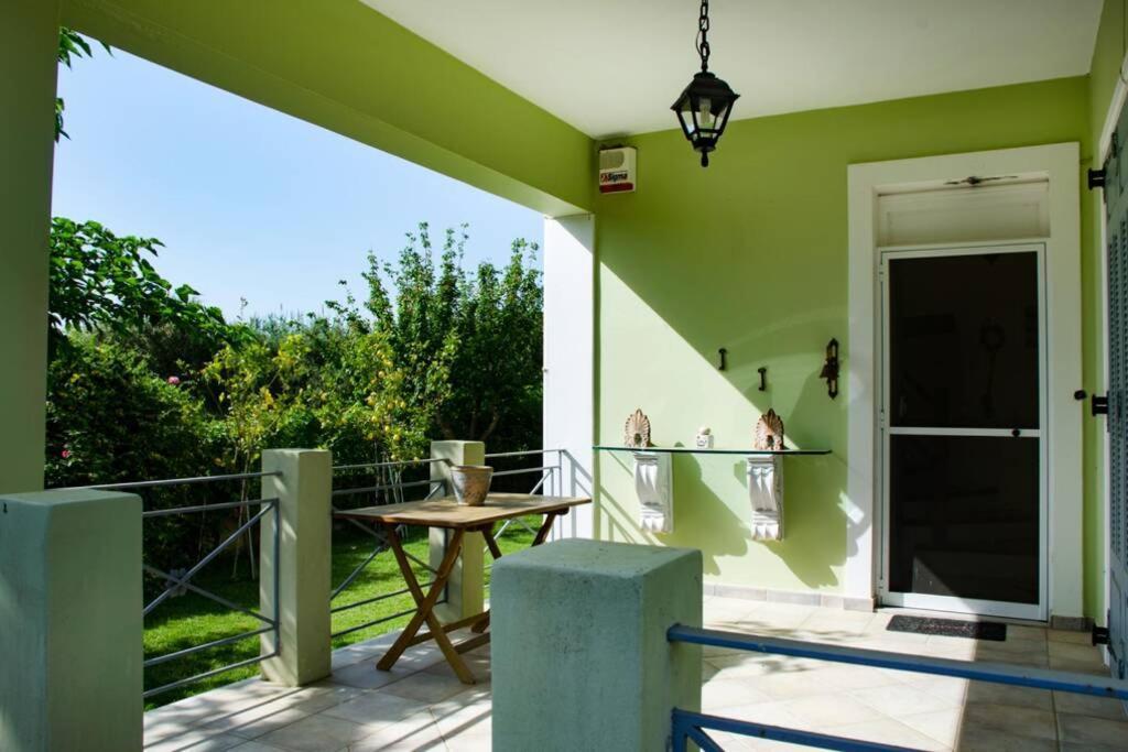 The Cottage House Romírion Exterior foto